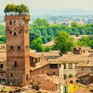 visit lucca