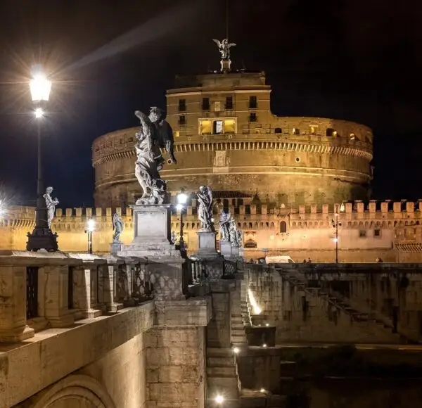 Explore Rome by night