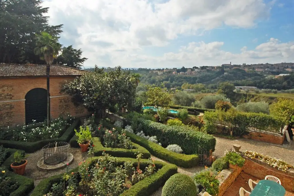 writers retreat italy