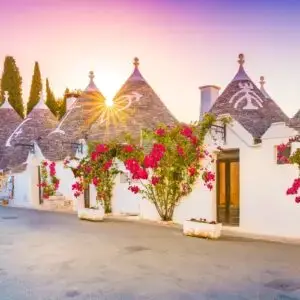 honeymoon in puglia, alberobello trulli